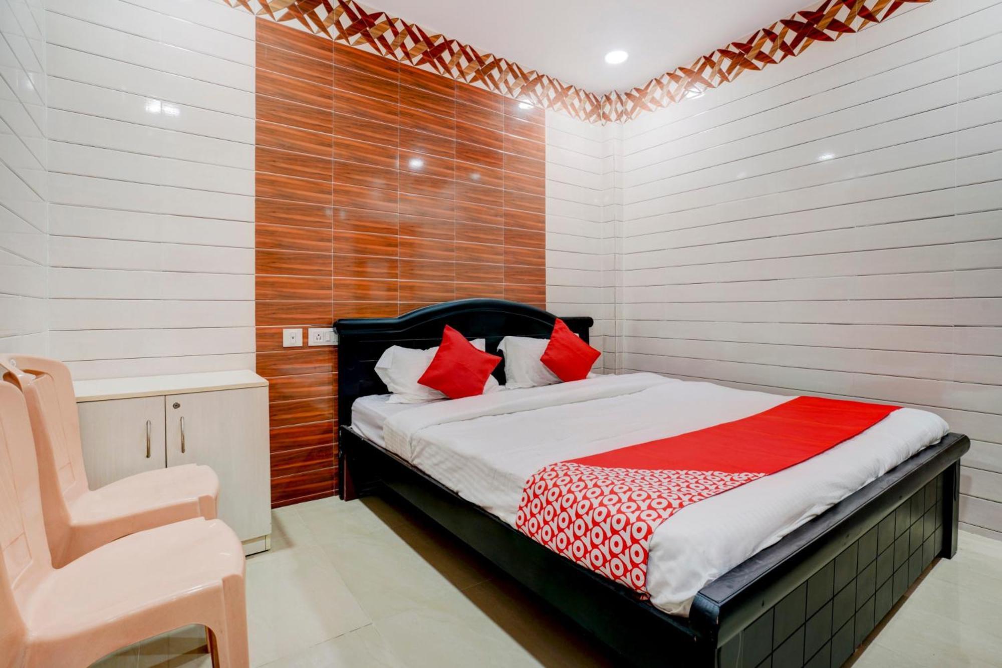 Hotel O Aroma Classic Near Nampally Main Railway Station Hajdarábád Exteriér fotografie