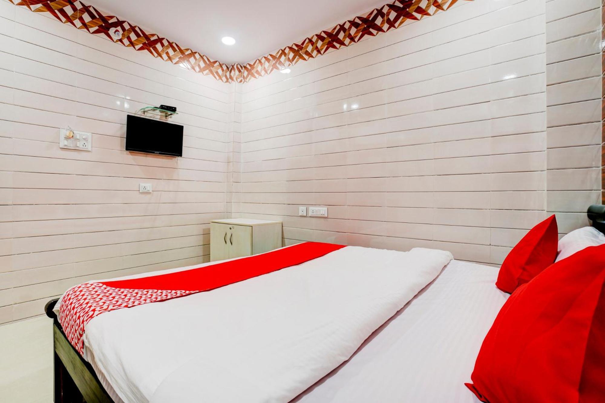Hotel O Aroma Classic Near Nampally Main Railway Station Hajdarábád Exteriér fotografie