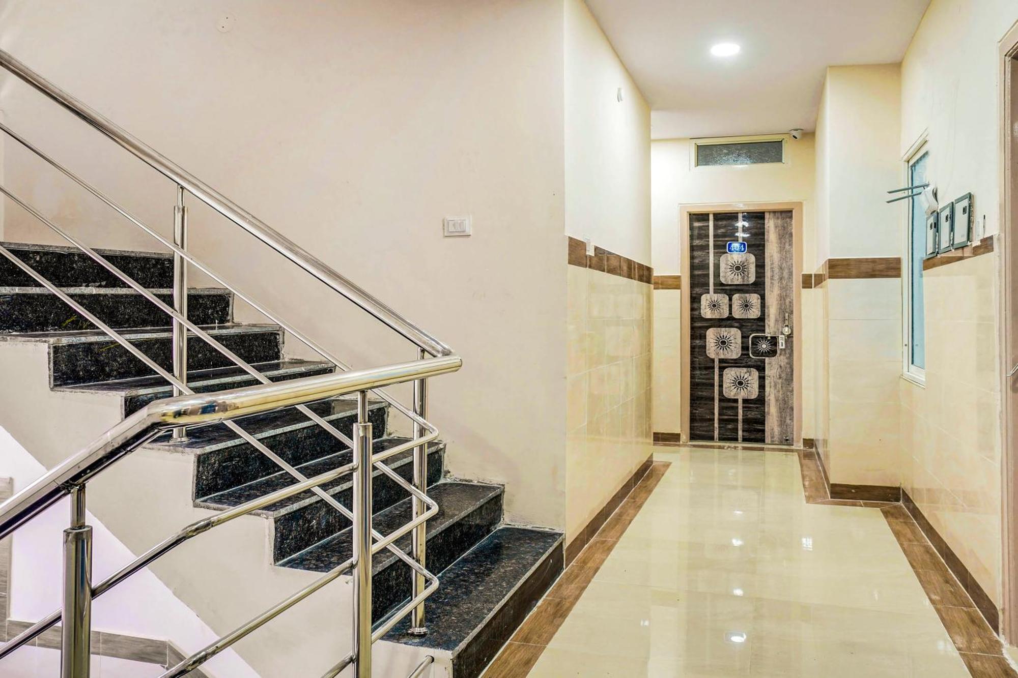 Hotel O Aroma Classic Near Nampally Main Railway Station Hajdarábád Exteriér fotografie