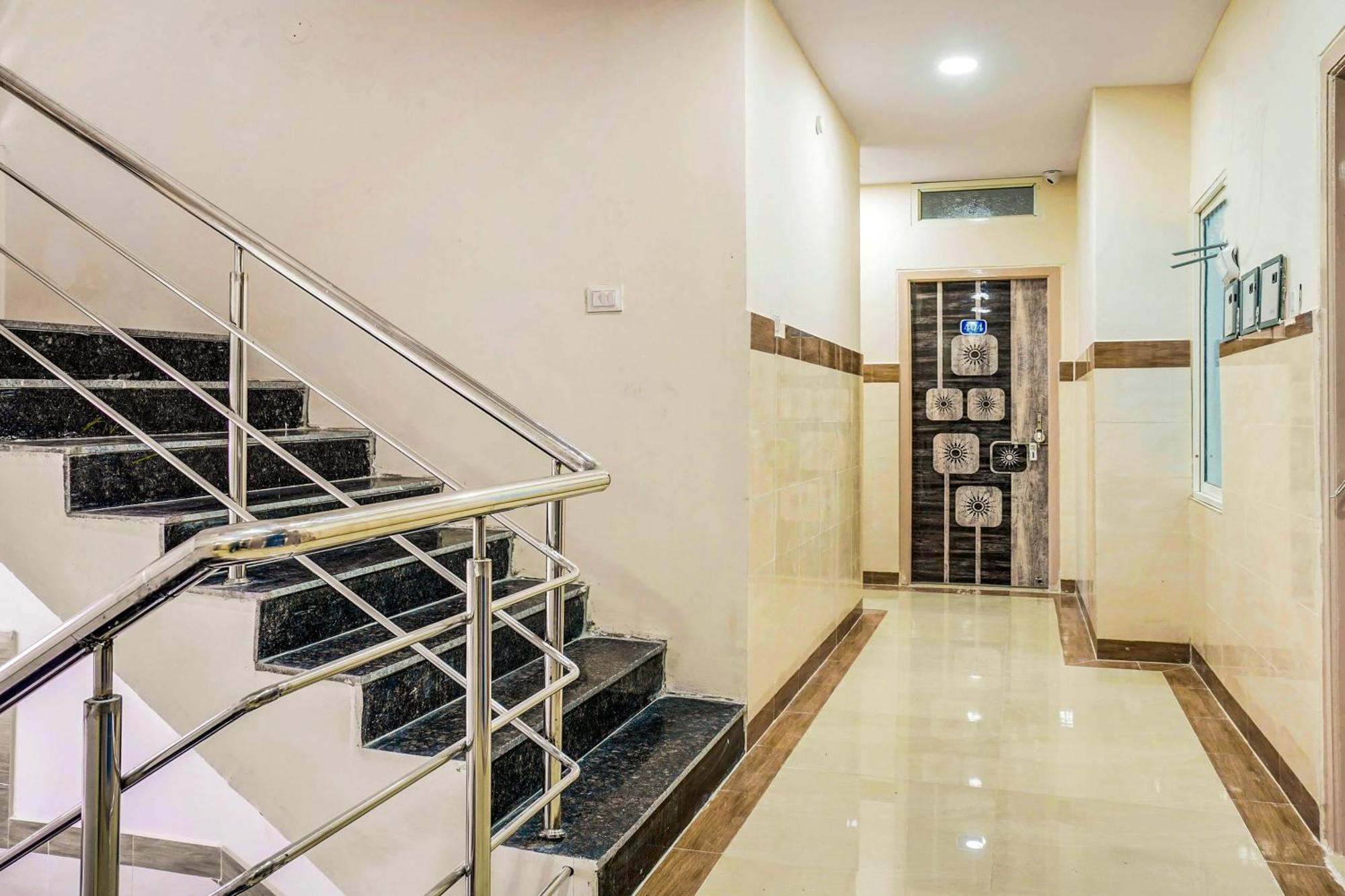 Hotel O Aroma Classic Near Nampally Main Railway Station Hajdarábád Exteriér fotografie